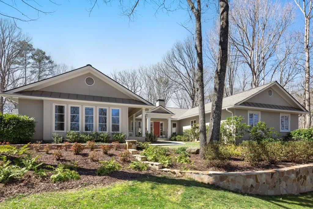 580 Valley Hall Drive, Atlanta, Georgia 30350, 4 Bedrooms Bedrooms, ,5 BathroomsBathrooms,Residential,Sold,580 Valley Hall Drive,6852175