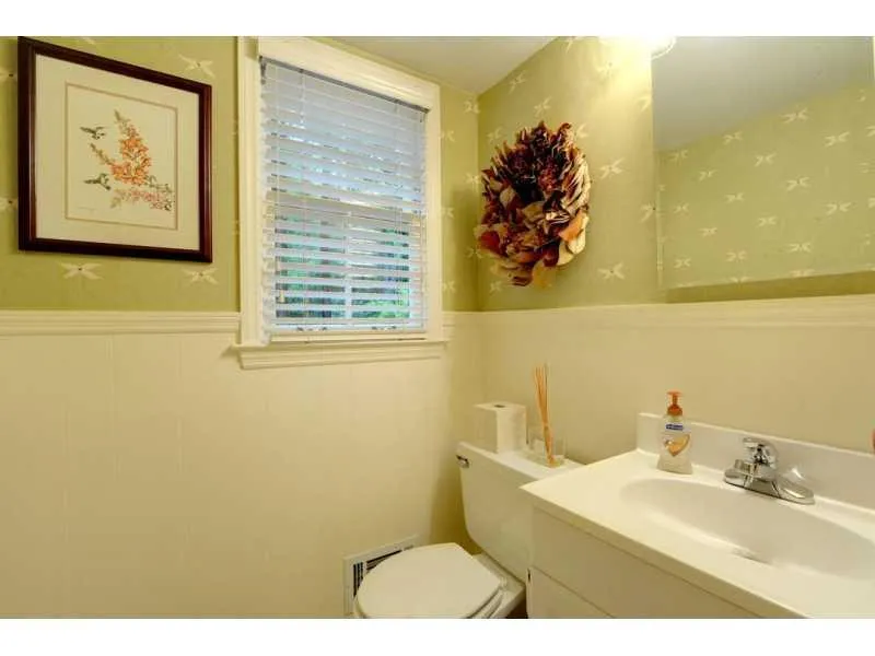 7275 Duncourtney Drive, Atlanta, Georgia 30328, 4 Bedrooms Bedrooms, ,3 BathroomsBathrooms,Residential,Sold,7275 Duncourtney Drive,5012323