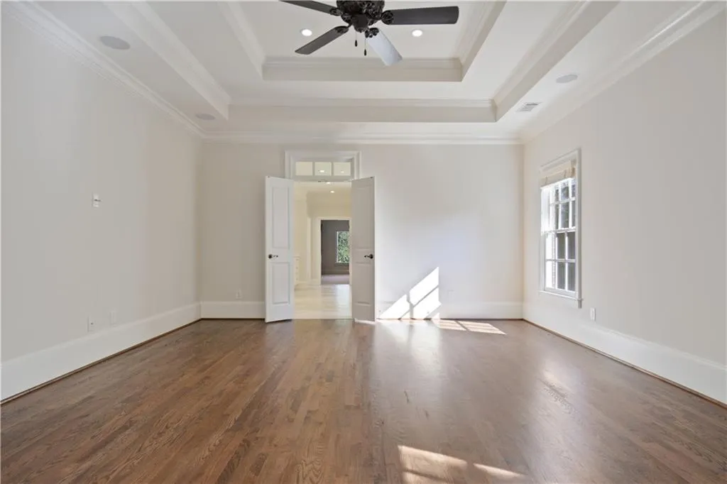 885 Glengate Place, Sandy Springs, Georgia 30328, 5 Bedrooms Bedrooms, ,5 BathroomsBathrooms,Residential,Sold,885 Glengate Place,6633026