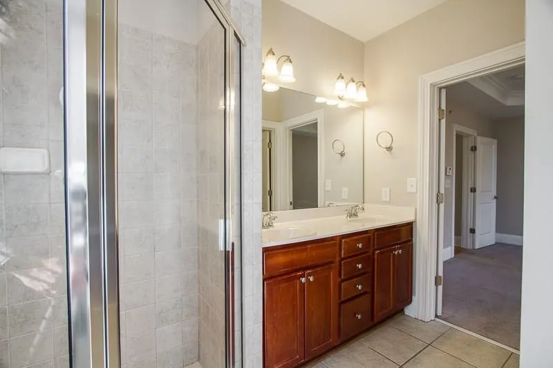 179 Le Gran Court, Atlanta, Georgia 30328, 2 Bedrooms Bedrooms, ,2 BathroomsBathrooms,Residential,Sold,179 Le Gran Court,5795440