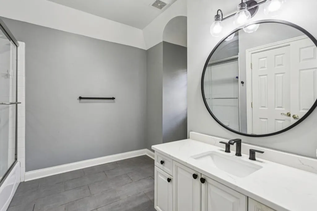 305 Forrest Lake Drive, Sandy Springs, Georgia 30327, 6 Bedrooms Bedrooms, ,7 BathroomsBathrooms,Residential,For Sale,305 Forrest Lake Drive,7711387