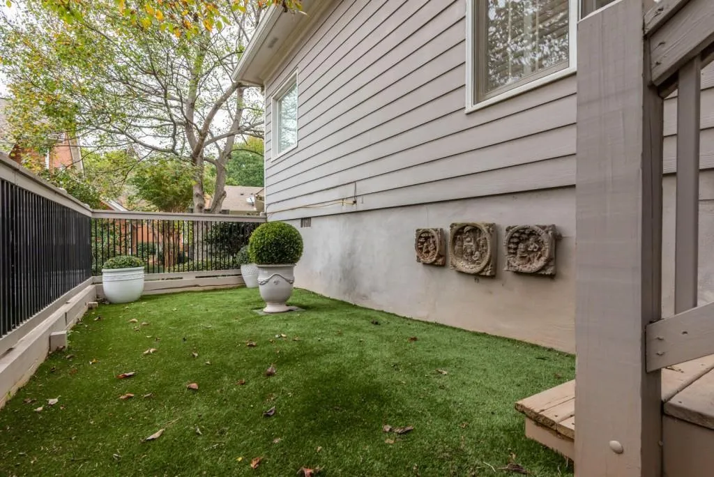 27 Ridgemere Trace, Sandy Springs, Georgia 30328, 4 Bedrooms Bedrooms, ,3 BathroomsBathrooms,Residential,Sold,27 Ridgemere Trace,6800766