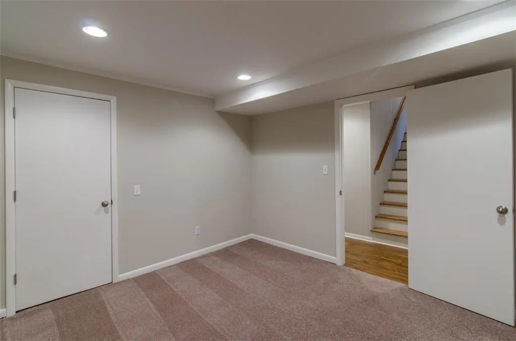 570 Elden Drive, Atlanta, Georgia 30342, 4 Bedrooms Bedrooms, ,3 BathroomsBathrooms,Residential,Sold,570 Elden Drive,5613145