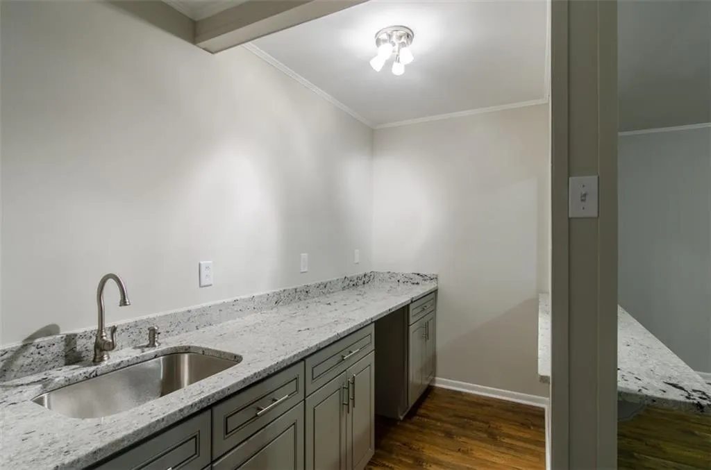 570 Elden Drive, Atlanta, Georgia 30342, 4 Bedrooms Bedrooms, ,3 BathroomsBathrooms,Residential,Sold,570 Elden Drive,5613145
