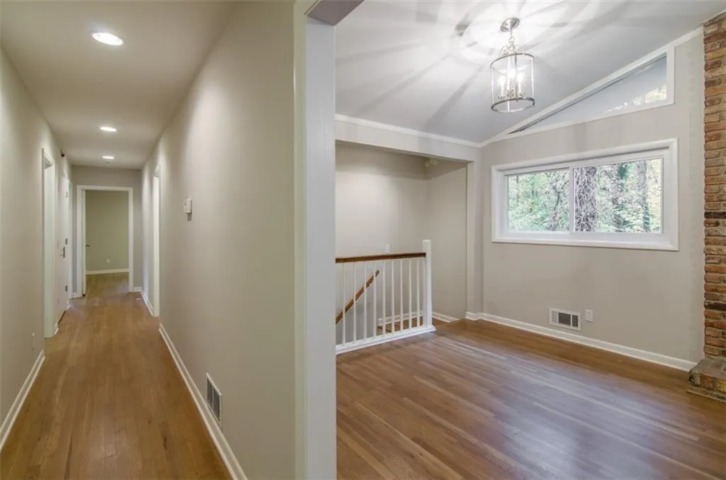 570 Elden Drive, Atlanta, Georgia 30342, 4 Bedrooms Bedrooms, ,3 BathroomsBathrooms,Residential,Sold,570 Elden Drive,5613145