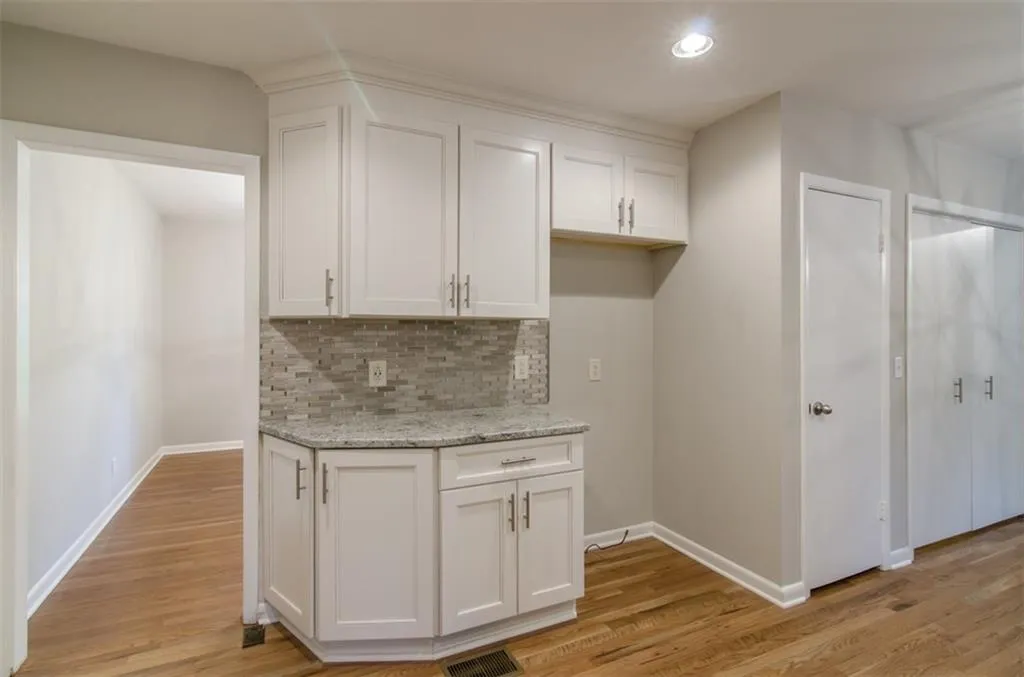 570 Elden Drive, Atlanta, Georgia 30342, 4 Bedrooms Bedrooms, ,3 BathroomsBathrooms,Residential,Sold,570 Elden Drive,5613145