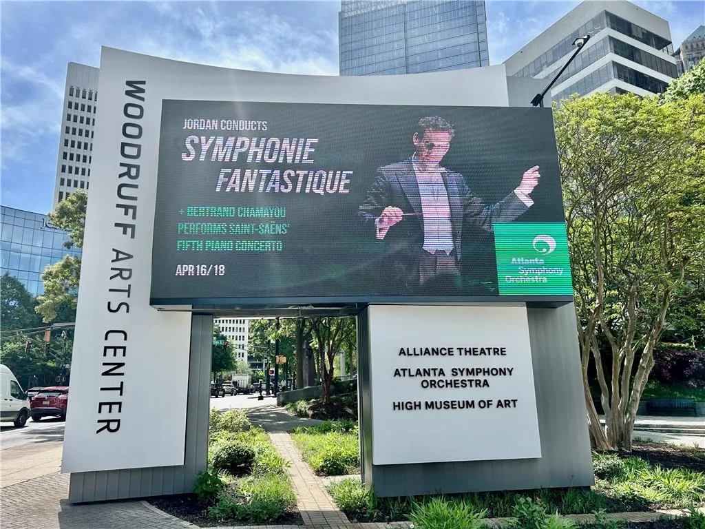 Woodruff Arts Center 3 Blocks Away.