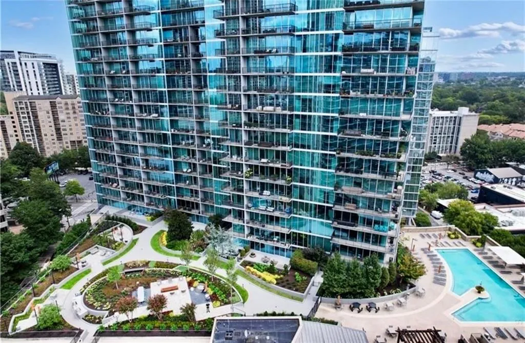 1010 Midtown
