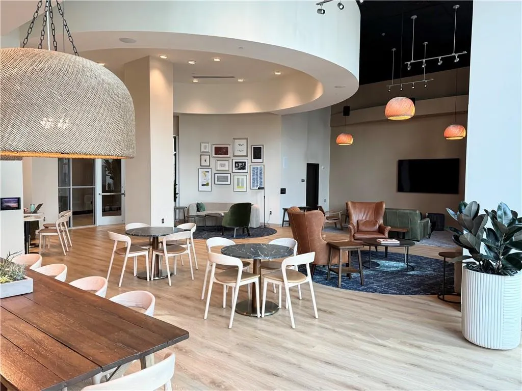 1080 Peachtree Street Ne Unit 2709, Atlanta, Georgia 30309, 2 Bedrooms Bedrooms, 0 ,2 BathroomsBathrooms,Residential,For Sale,1080 Peachtree Street Ne Unit 2709,7749675