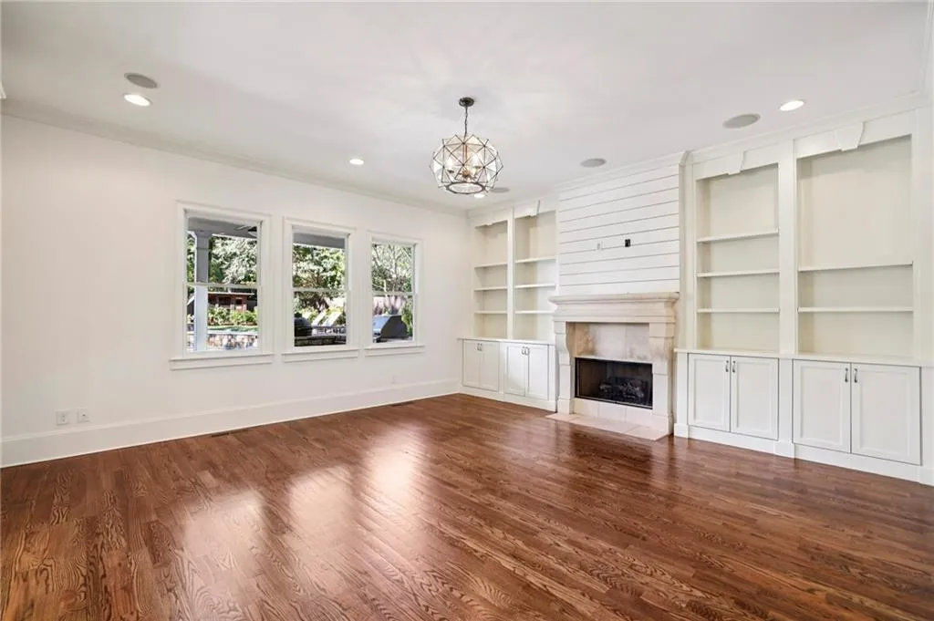 2628 Dogwood Terrace Ne, Brookhaven, Georgia 30319, 5 Bedrooms Bedrooms, ,4 BathroomsBathrooms,Residential,For Sale,2628 Dogwood Terrace Ne,7675583