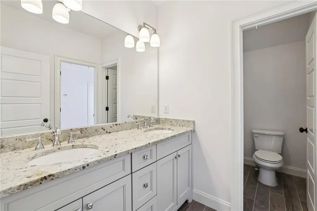 2628 Dogwood Terrace Ne, Brookhaven, Georgia 30319, 5 Bedrooms Bedrooms, ,4 BathroomsBathrooms,Residential,For Sale,2628 Dogwood Terrace Ne,7675583