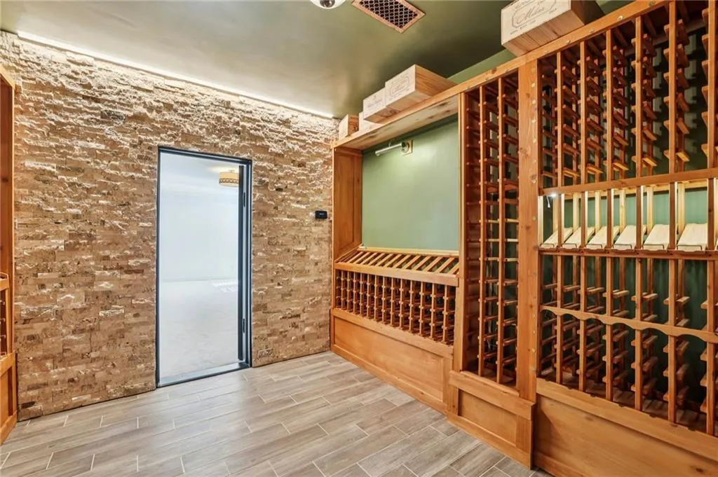 2628 Dogwood Terrace Ne, Brookhaven, Georgia 30319, 5 Bedrooms Bedrooms, ,4 BathroomsBathrooms,Residential,For Sale,2628 Dogwood Terrace Ne,7675583