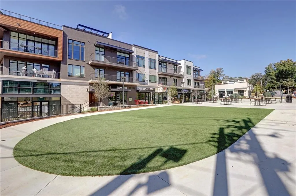 2628 Dogwood Terrace Ne, Brookhaven, Georgia 30319, 5 Bedrooms Bedrooms, ,4 BathroomsBathrooms,Residential,For Sale,2628 Dogwood Terrace Ne,7675583