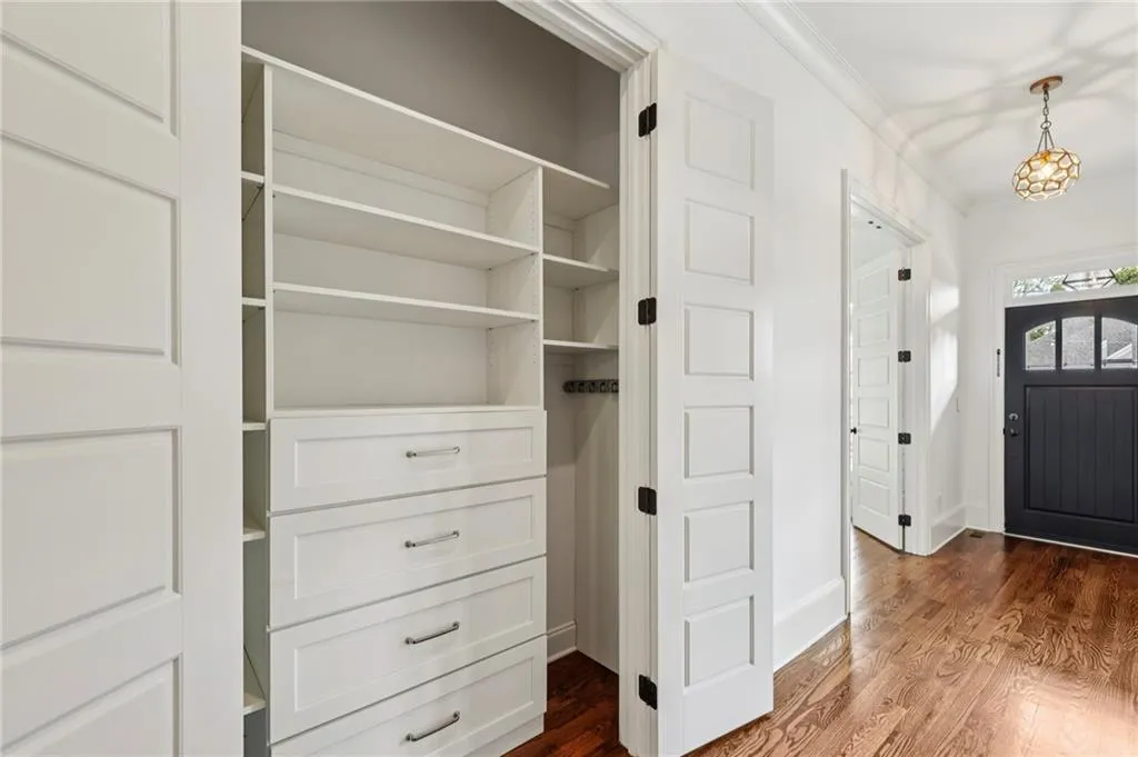 2628 Dogwood Terrace Ne, Brookhaven, Georgia 30319, 5 Bedrooms Bedrooms, ,4 BathroomsBathrooms,Residential,For Sale,2628 Dogwood Terrace Ne,7675583