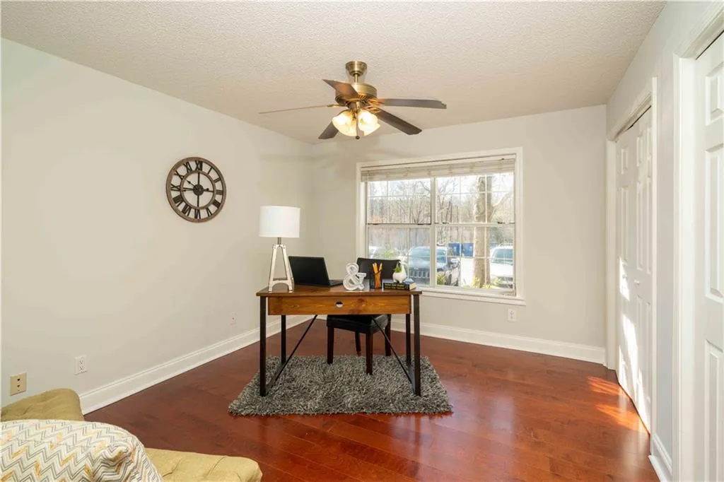 6101 Santa Fe Parkway, Sandy Springs, Georgia 30350, 3 Bedrooms Bedrooms, ,2 BathroomsBathrooms,Residential,Sold,6101 Santa Fe Parkway,6689950
