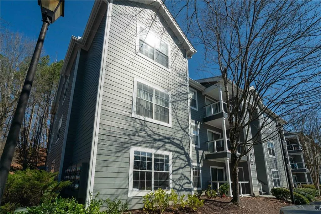 6101 Santa Fe Parkway, Sandy Springs, Georgia 30350, 3 Bedrooms Bedrooms, ,2 BathroomsBathrooms,Residential,Sold,6101 Santa Fe Parkway,6689950