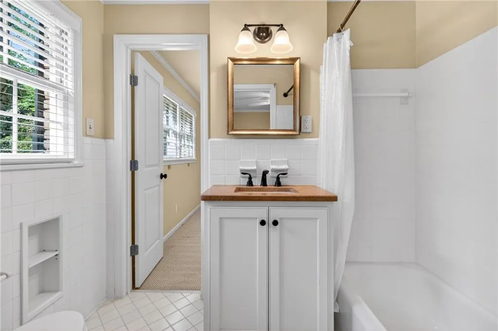 2070 Clay Drive Ne, Sandy Springs, Georgia 30350, 3 Bedrooms Bedrooms, ,2 BathroomsBathrooms,Residential,For Sale,2070 Clay Drive Ne,7760560
