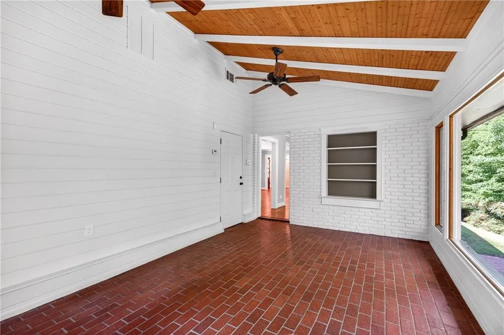 2070 Clay Drive Ne, Sandy Springs, Georgia 30350, 3 Bedrooms Bedrooms, ,2 BathroomsBathrooms,Residential,For Sale,2070 Clay Drive Ne,7760560