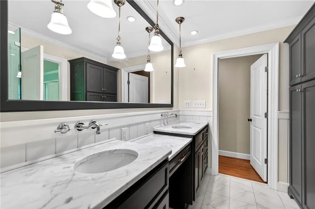 2070 Clay Drive Ne, Sandy Springs, Georgia 30350, 3 Bedrooms Bedrooms, ,2 BathroomsBathrooms,Residential,For Sale,2070 Clay Drive Ne,7760560