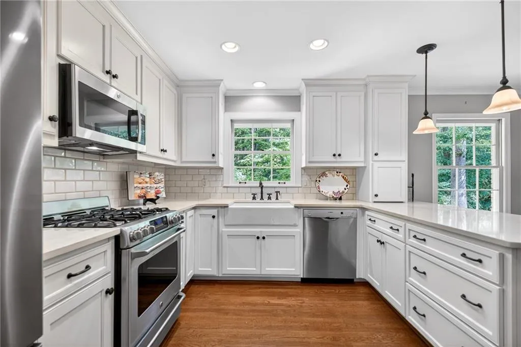 2070 Clay Drive Ne, Sandy Springs, Georgia 30350, 3 Bedrooms Bedrooms, ,2 BathroomsBathrooms,Residential,For Sale,2070 Clay Drive Ne,7760560