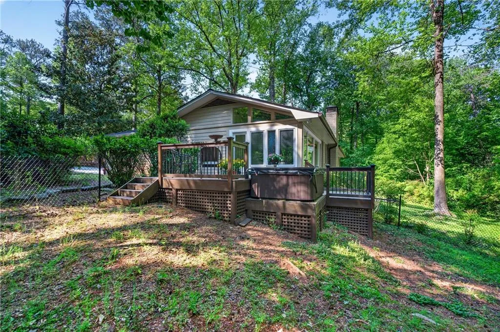 2070 Clay Drive Ne, Sandy Springs, Georgia 30350, 3 Bedrooms Bedrooms, ,2 BathroomsBathrooms,Residential,For Sale,2070 Clay Drive Ne,7760560