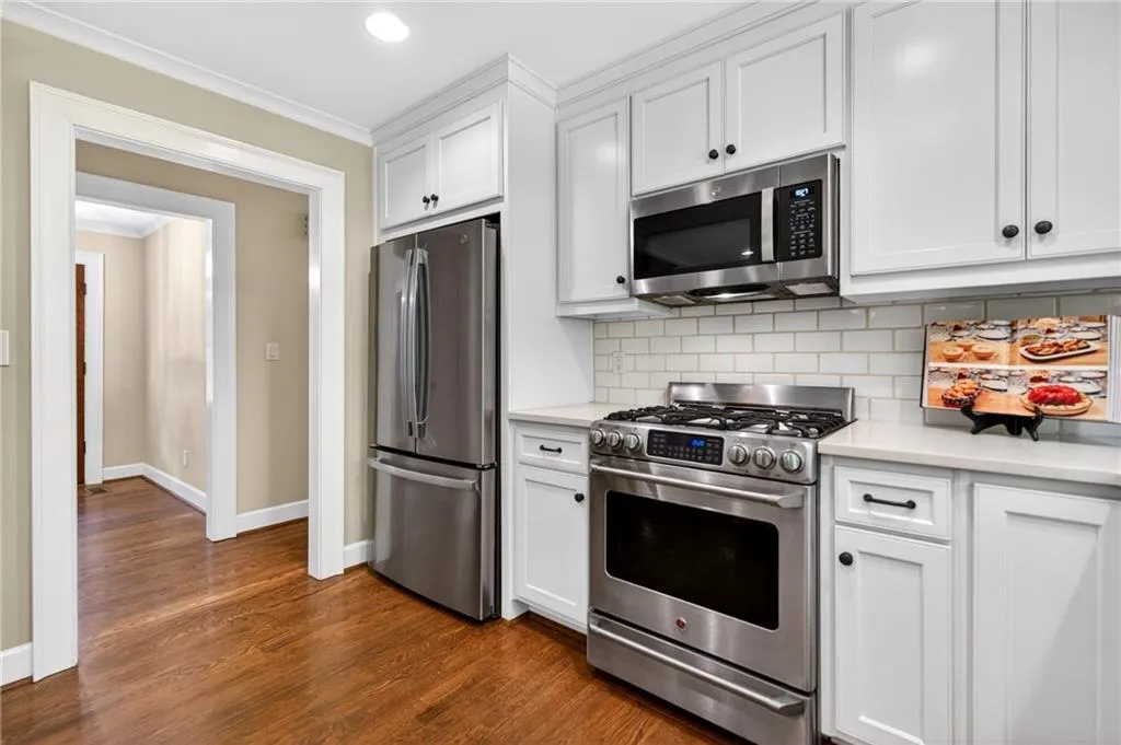 2070 Clay Drive Ne, Sandy Springs, Georgia 30350, 3 Bedrooms Bedrooms, ,2 BathroomsBathrooms,Residential,For Sale,2070 Clay Drive Ne,7760560
