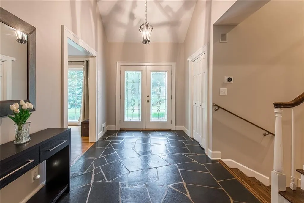 140 River Court Parkway, Sandy Springs, Georgia 30328, 5 Bedrooms Bedrooms, ,4 BathroomsBathrooms,Residential,Sold,140 River Court Parkway,6776394 140 River Court Parkway, Sandy Springs, Georgia 30328, 5 Bedrooms Bedrooms, ,4 BathroomsBathrooms,Residential,Sold,140 River Court Parkway,6776394
