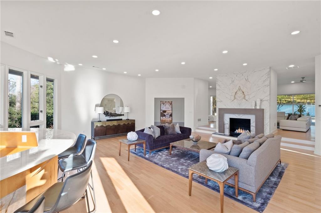 30 Chevaux Court, Atlanta, Georgia 30342, 4 Bedrooms Bedrooms, ,4 BathroomsBathrooms,Residential,Sold,30 Chevaux Court,7326939