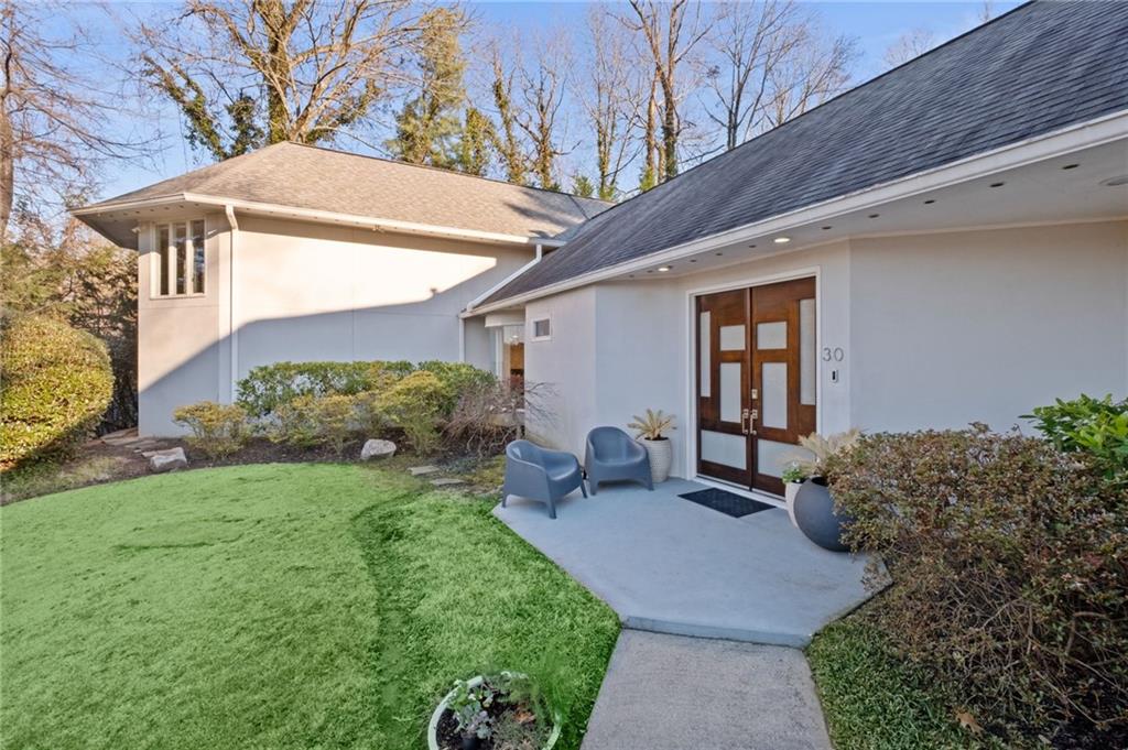 30 Chevaux Court, Atlanta, Georgia 30342, 4 Bedrooms Bedrooms, ,4 BathroomsBathrooms,Residential,Sold,30 Chevaux Court,7326939