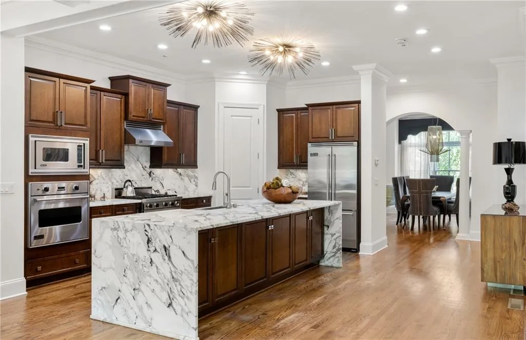 538 Sarabrook Place, Sandy Springs, Georgia 30342, 3 Bedrooms Bedrooms, ,3 BathroomsBathrooms,Residential,For Sale,538 Sarabrook Place,7637356