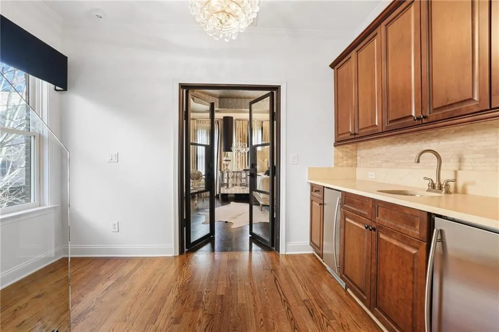538 Sarabrook Place, Sandy Springs, Georgia 30342, 3 Bedrooms Bedrooms, ,3 BathroomsBathrooms,Residential,For Sale,538 Sarabrook Place,7637356