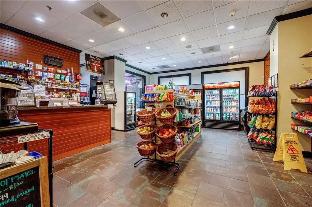 795 Hammond Drive Unit 1912, Atlanta, Georgia 30328, 1 Bedroom Bedrooms, ,1 BathroomBathrooms,Residential,Sold,795 Hammond Drive Unit 1912,6916237