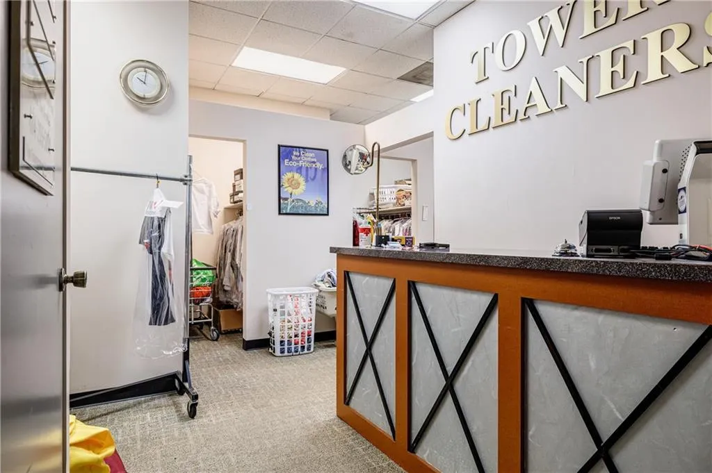 795 Hammond Drive Unit 1912, Atlanta, Georgia 30328, 1 Bedroom Bedrooms, ,1 BathroomBathrooms,Residential,Sold,795 Hammond Drive Unit 1912,6916237