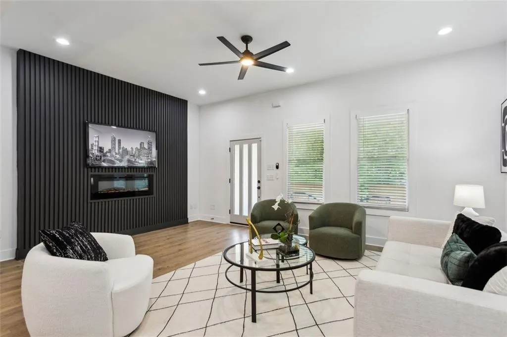 2438 2nd Street Nw, Atlanta, Georgia 30318, 5 Bedrooms Bedrooms, ,5 BathroomsBathrooms,Residential,For Sale,2438 2nd Street Nw,7636704