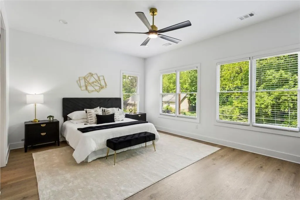 2438 2nd Street Nw, Atlanta, Georgia 30318, 5 Bedrooms Bedrooms, ,5 BathroomsBathrooms,Residential,For Sale,2438 2nd Street Nw,7636704