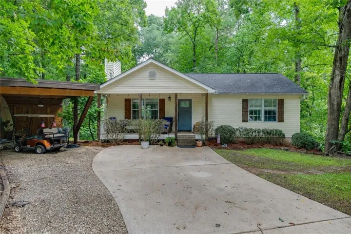 9420 Manor Lane, Gainesville, Georgia 30506