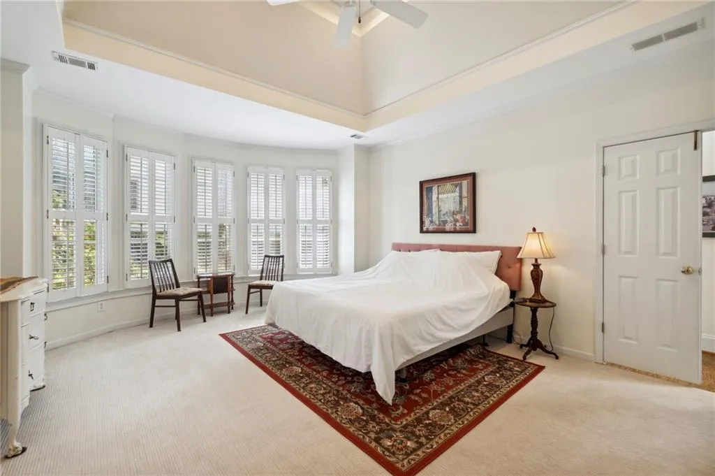 335 Hunting View Court, Atlanta, Georgia 30328, 5 Bedrooms Bedrooms, ,4 BathroomsBathrooms,Residential,Sold,335 Hunting View Court,7201264