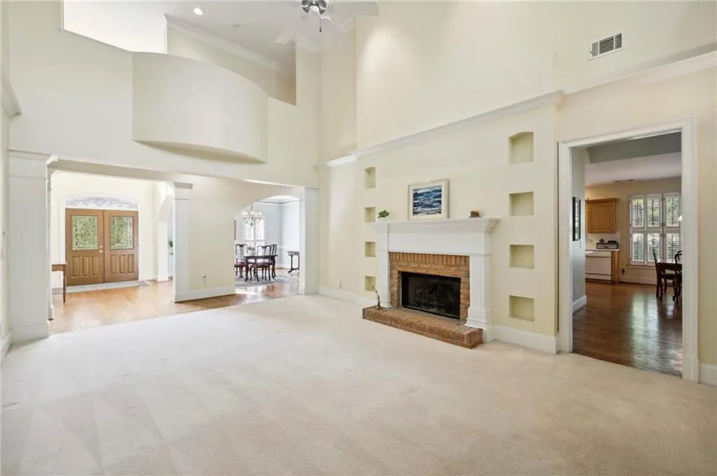 335 Hunting View Court, Atlanta, Georgia 30328, 5 Bedrooms Bedrooms, ,4 BathroomsBathrooms,Residential,Sold,335 Hunting View Court,7201264