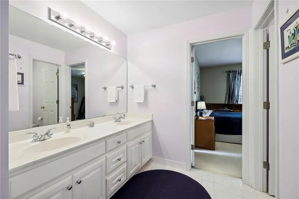 335 Hunting View Court, Atlanta, Georgia 30328, 5 Bedrooms Bedrooms, ,4 BathroomsBathrooms,Residential,Sold,335 Hunting View Court,7201264