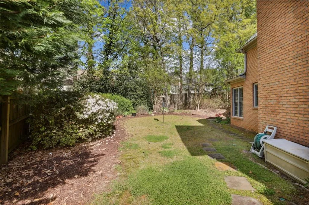 335 Hunting View Court, Atlanta, Georgia 30328, 5 Bedrooms Bedrooms, ,4 BathroomsBathrooms,Residential,Sold,335 Hunting View Court,7201264