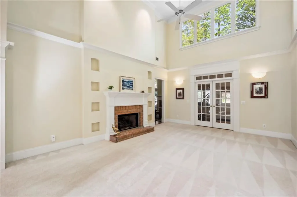 335 Hunting View Court, Atlanta, Georgia 30328, 5 Bedrooms Bedrooms, ,4 BathroomsBathrooms,Residential,Sold,335 Hunting View Court,7201264