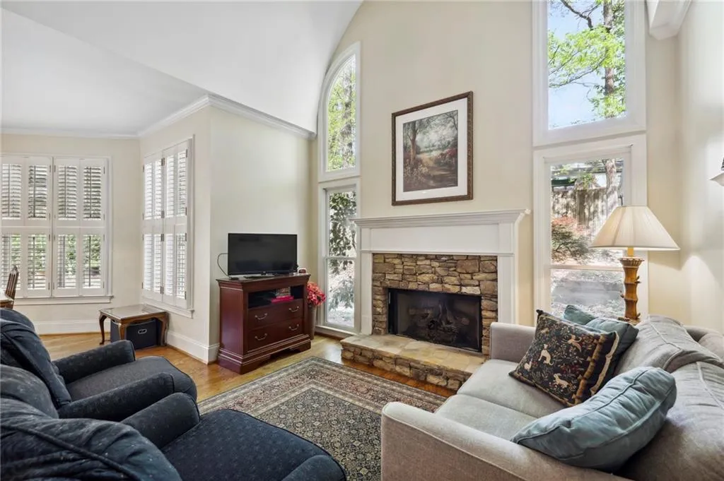 335 Hunting View Court, Atlanta, Georgia 30328, 5 Bedrooms Bedrooms, ,4 BathroomsBathrooms,Residential,Sold,335 Hunting View Court,7201264