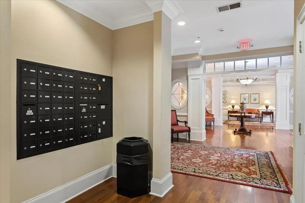 5415 Northland Drive Unit 108, Atlanta, Georgia 30342, 1 Bedroom Bedrooms, ,1 BathroomBathrooms,Residential,Sold,5415 Northland Drive Unit 108,6893749