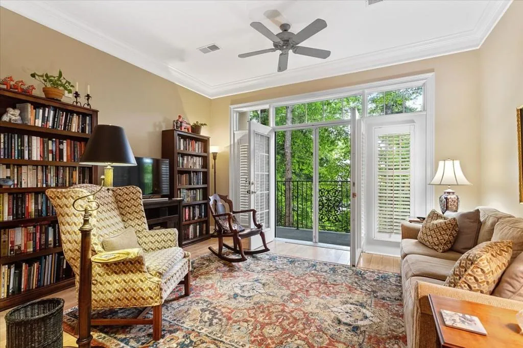 5415 Northland Drive Unit 108, Atlanta, Georgia 30342, 1 Bedroom Bedrooms, ,1 BathroomBathrooms,Residential,Sold,5415 Northland Drive Unit 108,6893749