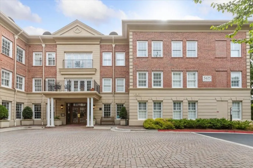5415 Northland Drive Unit 108, Atlanta, Georgia 30342, 1 Bedroom Bedrooms, ,1 BathroomBathrooms,Residential,Sold,5415 Northland Drive Unit 108,6893749