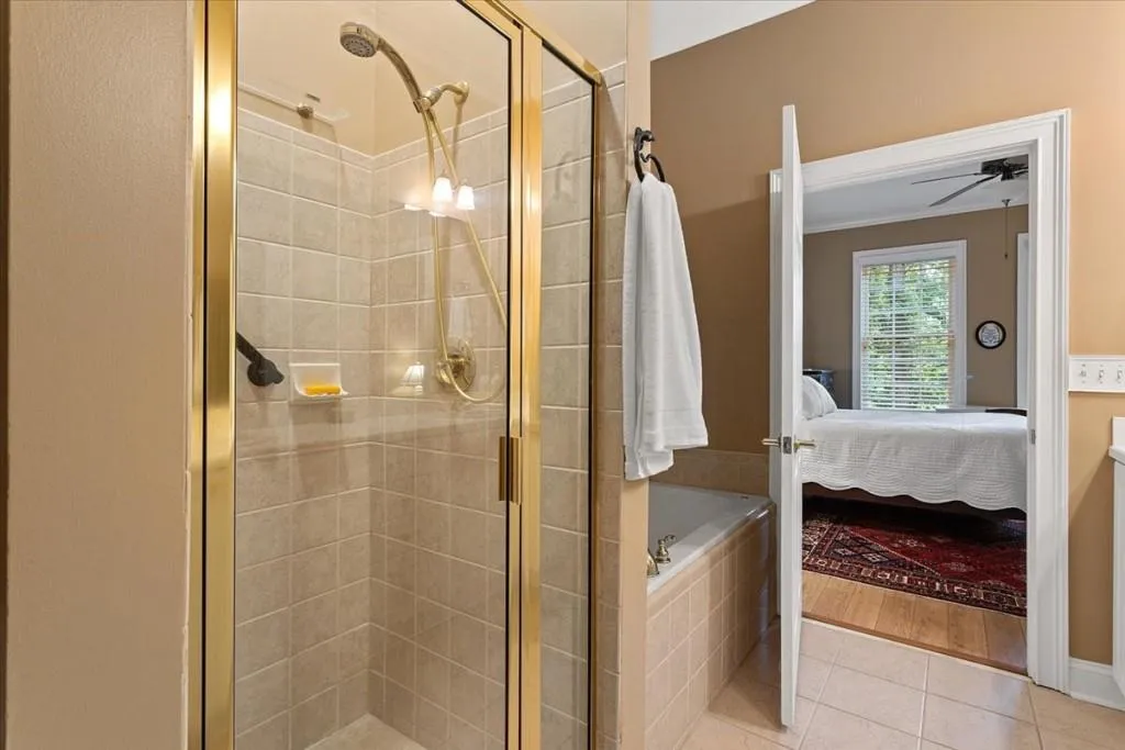 5415 Northland Drive Unit 108, Atlanta, Georgia 30342, 1 Bedroom Bedrooms, ,1 BathroomBathrooms,Residential,Sold,5415 Northland Drive Unit 108,6893749