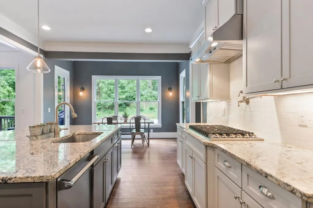 435 Windsor Parkway Ne, Sandy Springs, Georgia 30342, 5 Bedrooms Bedrooms, ,4 BathroomsBathrooms,Residential,Sold,435 Windsor Parkway Ne,6620235