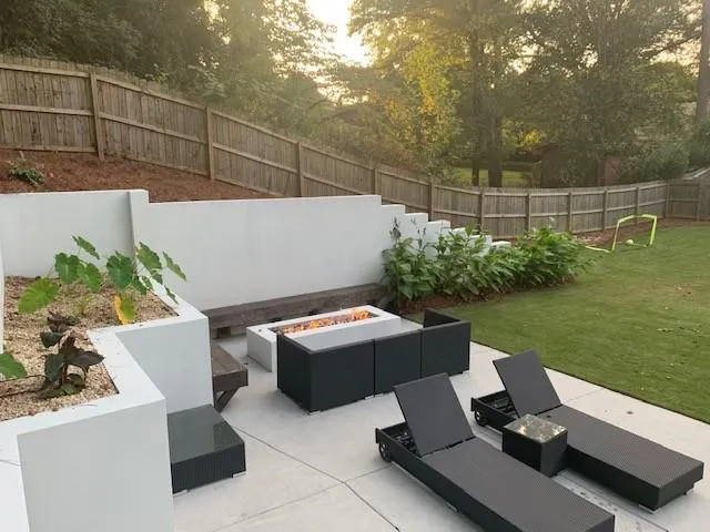 435 Windsor Parkway Ne, Sandy Springs, Georgia 30342, 5 Bedrooms Bedrooms, ,4 BathroomsBathrooms,Residential,Sold,435 Windsor Parkway Ne,6620235