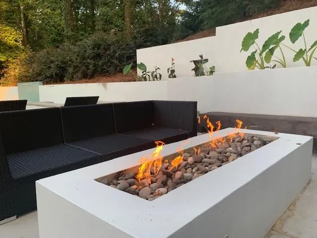 435 Windsor Parkway Ne, Sandy Springs, Georgia 30342, 5 Bedrooms Bedrooms, ,4 BathroomsBathrooms,Residential,Sold,435 Windsor Parkway Ne,6620235