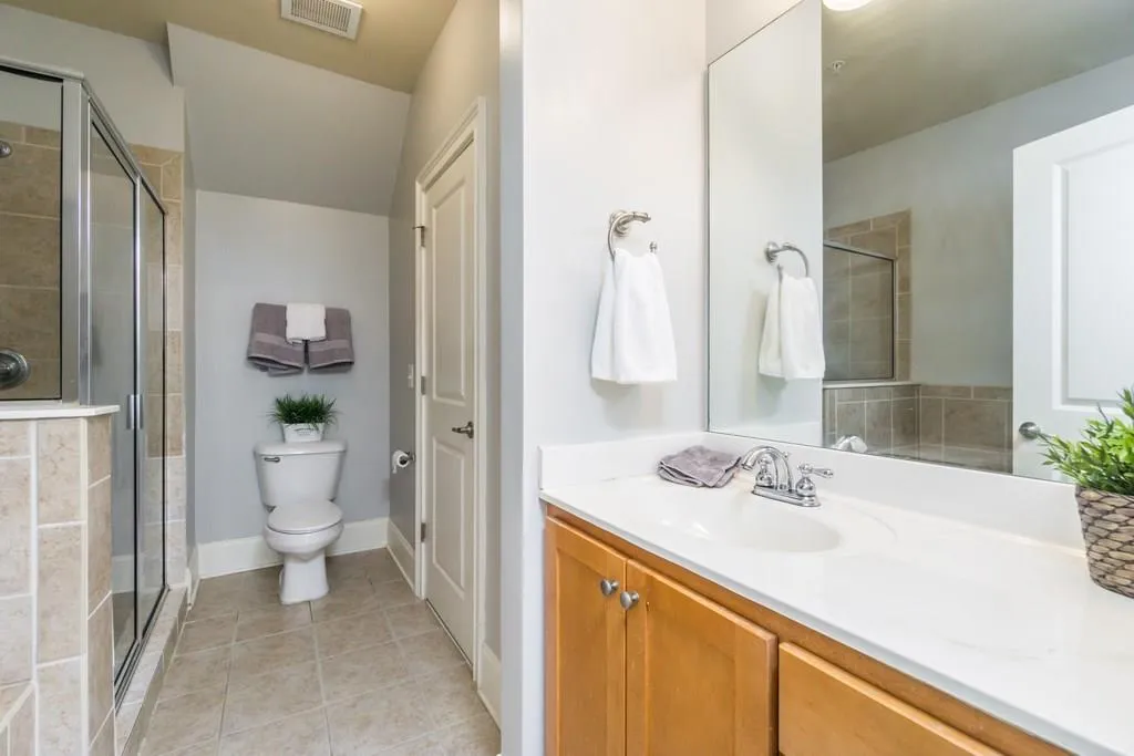 6418 Paulson Place, Atlanta, Georgia 30328, 2 Bedrooms Bedrooms, ,2 BathroomsBathrooms,Residential,Sold,6418 Paulson Place,5969381 6418 Paulson Place, Atlanta, Georgia 30328, 2 Bedrooms Bedrooms, ,2 BathroomsBathrooms,Residential,Sold,6418 Paulson Place,5969381